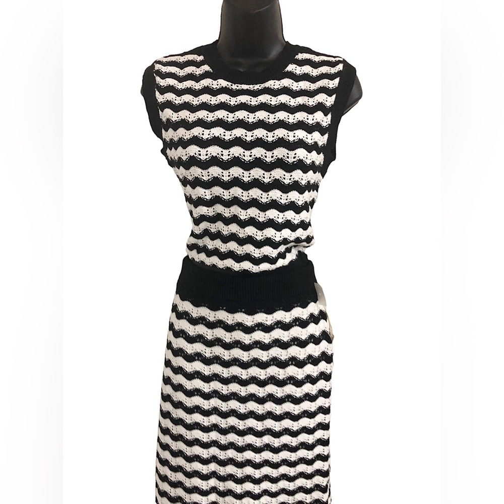 Jessica Simpson 2pc black white crochet sweater sleeveless vest midi skirt set